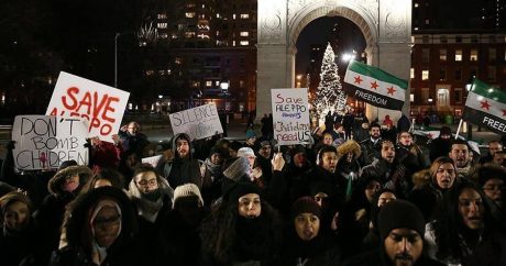 В Нью-Йорке студенты протестуют против атак на Алеппо