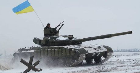 В Донбассе возобновились бои: Украина сообщает о передвижении своих войск