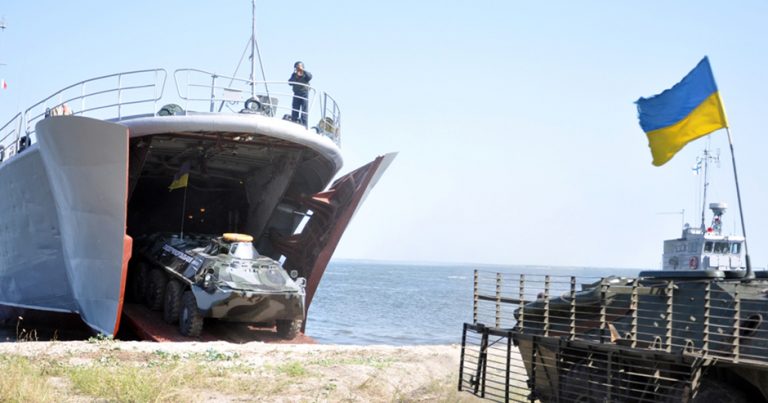 ВМС Украины приступили к масштабным учениям вблизи Крыма