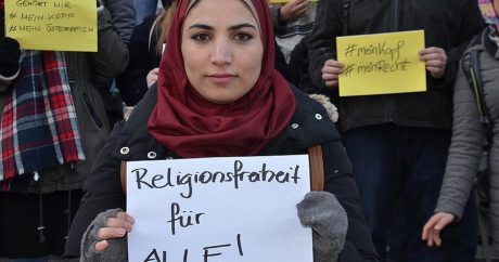 В Австрии мусульманки протестуют против запрета на хиджаб