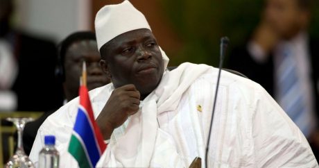 Беглый президент Гамбии обчистил государственную казну