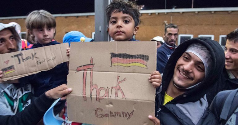 Германия: «градус насилия» против беженцев зашкаливает
