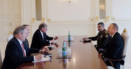 Ильхам Алиев принял делегацию во главе с председателем Комитета начальников штабов ВС США