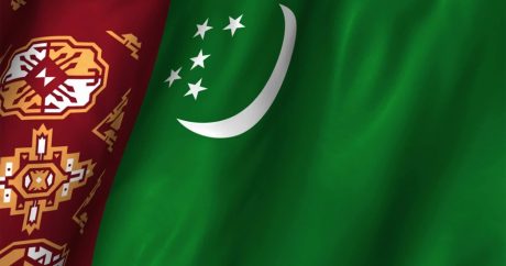 Туркменистан отметил День государственного флага