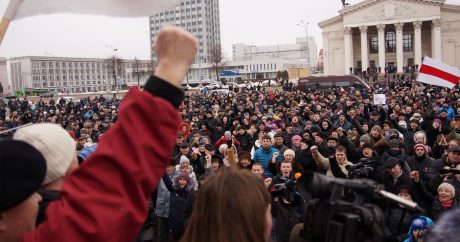 Белорусы вышли на митинг: «Лукашенко уходи!» — ВИДЕО+ФОТО