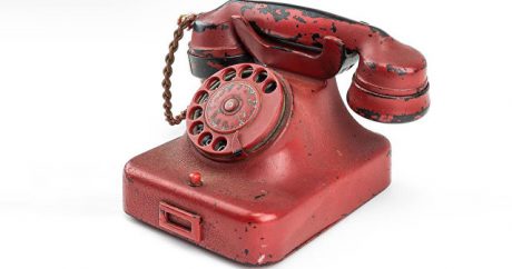 Личный телефон Гитлера был продан за $ 243 000