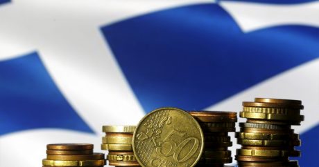 Евросоюз пытается сэкономить на Греции