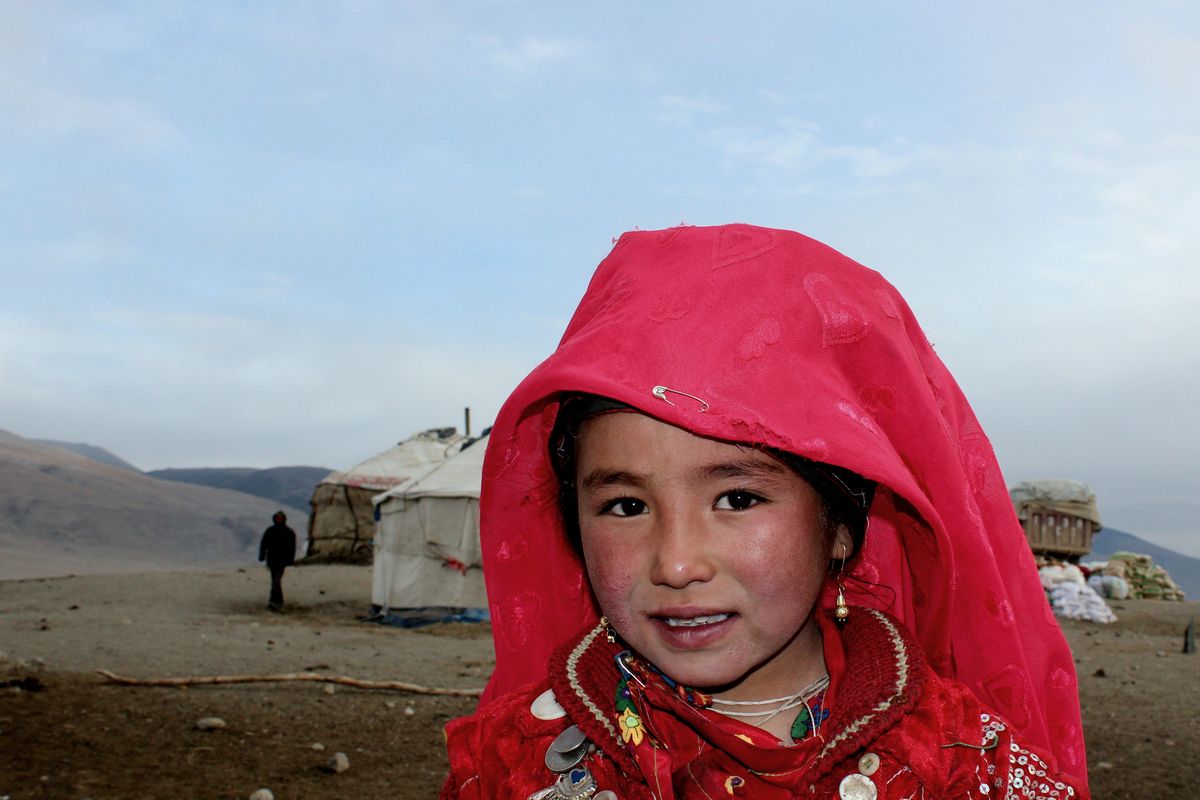 Киргизы большая. Памирские киргизы. Памирские народы. Памирские девушки. Афганские киргизы.