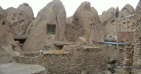 Кандован — деревня, вырезанная в скалах, чудо азербайджанских мастеров — ФОТО