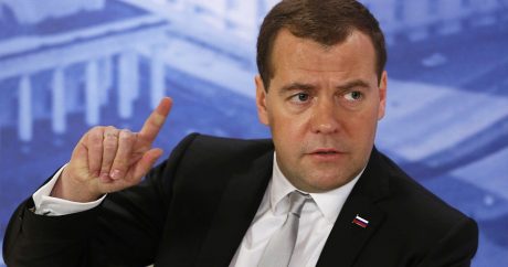 Медведев: Вступление Грузии в НАТО может привести к катастрофическим последствиям