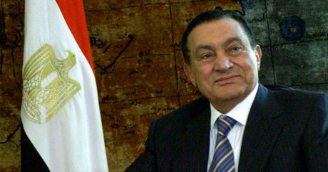 Египетский суд признал Хосни Мубарака невиновным в расстреле демонстрантов