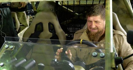 Кадыров протестировал первый чеченский вездеход — ВИДЕО