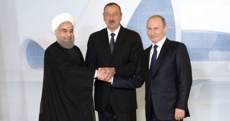 Российский политолог: «Москва заинтересована в укреплении отношений Баку и Тегерана»