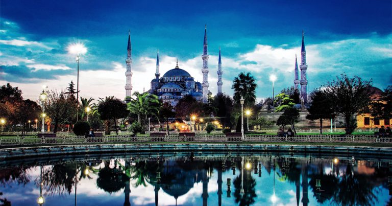 Стамбул стал «Гуманитарной столицей» мира