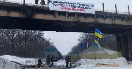 Украинский политолог о блокаде Донбасса: «Торговля с врагом является нонсенсом»