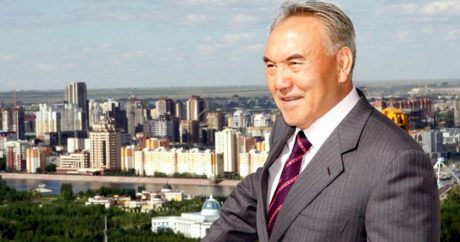 Назарбаев: «Никто казахскую землю на машине не вывезет из страны»