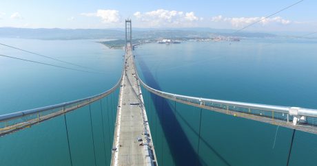 Турки строят самый длинный подвесной мост в мире