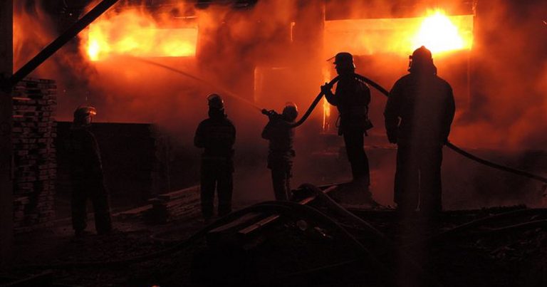 В Харьковской области взорвался крупнейший в Украине склад боеприпасов