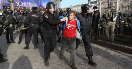 Протестующие Кремлю: Сами вы держитесь! — Фото+Видео