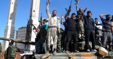 Сирийские повстанцы выбили ИГИЛ из аэропорта Ракки