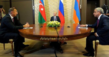 «Армяне и азербайджанцы слушаются Россию, а Москва не хочет разрешения конфликта» — Политолог