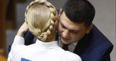 Гройсман готов отдать Тимошенко Путину вместо денег