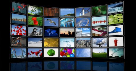 В Азербайджане трансляция некоторых программ для вещателей кабельного телевидения будет обязательной