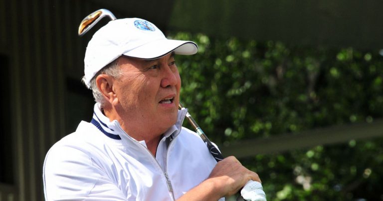 Казахский политолог: «Когда Назарбаев принимает решение, то он одним выстрелом убивает несколько зайцев»