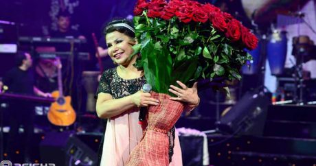 Народная артистка Узбекистана дала 13 концертов подряд – ФОТОСЕССИЯ