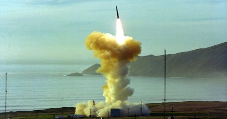 США проведут испытания новой межконтинентальной баллистической ракеты