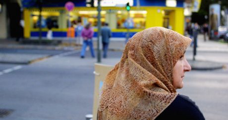 В Германии мусульманкам запретили носить хиджаб