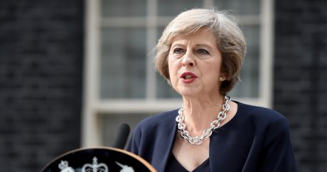 Тереза Мэй: «ЕС пытается повлиять на выборы в Британии»