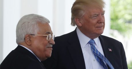 Трамп: США намерены поддержать экономику Палестины