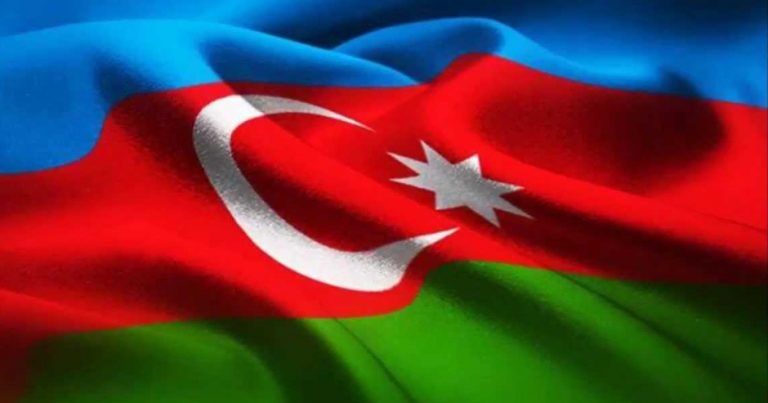 В Азербайджане отмечают День Республики