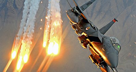 При авиаударе коалиции в Сирии погибли 20 мирных жителей