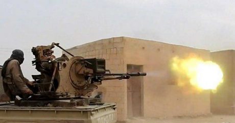 Две террористические группировки сцепились в Ракке