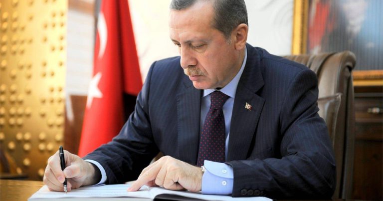Эрдоган одобрил законопроект, разрешающий отправку войск в Катар
