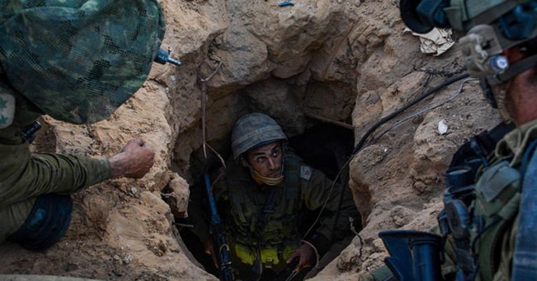 Израиль ограждается от Газы подземным барьером