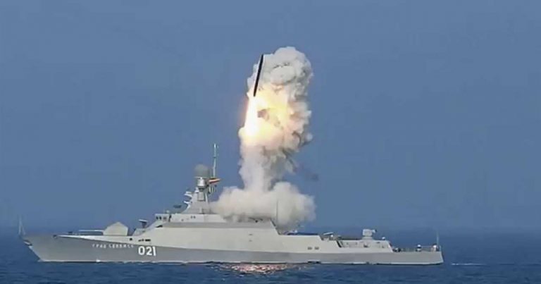 Россия нанесла ракетный удар по ИГИЛ в Сирии — ВИДЕО