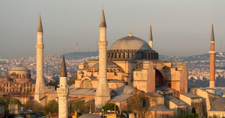 Позиция Греции по мечети Айя София вызвала недоумение в Турции