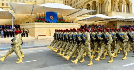 В Азербайджане отмечают День Вооруженных сил