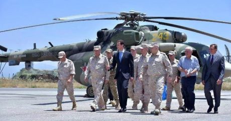 Башар Асад посетил российскую авиабазу «Хмеймим» — Фото