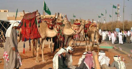 Почему в Саудовской Аравии справляли Ураза-байрам в разные даты?