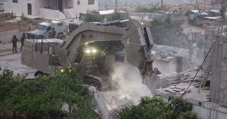 Израильские военные разрушили дом палестинца и ранили 26 человек — ФОТО+ВИДЕО