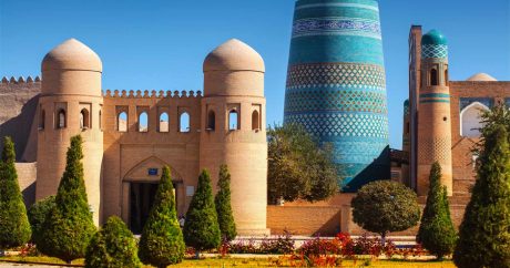Выставка, посвященная независимости Узбекистана