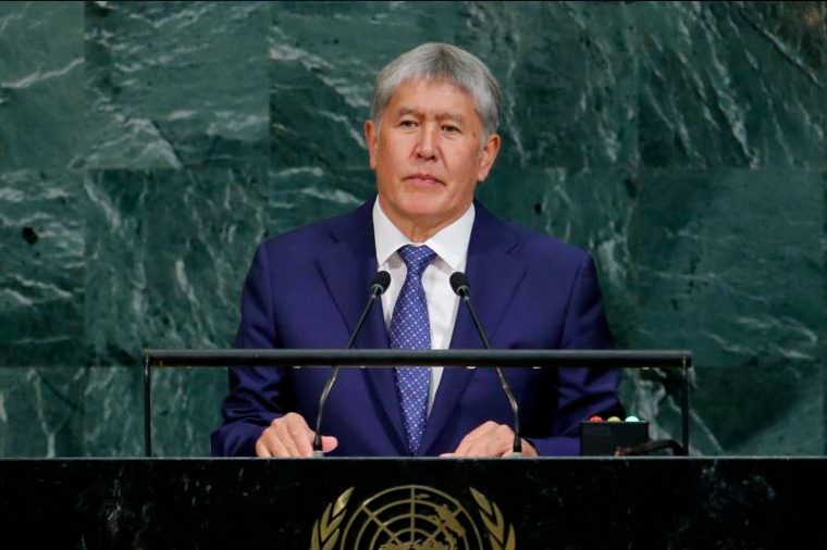 Атамбаев обратился к кыргызскому народу: «Не обманывайтесь!»