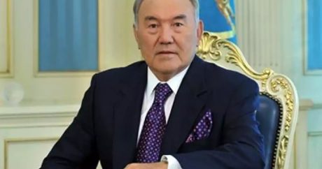 Назарбаеву предложили пожизненно возглавить Совбез Казахстана