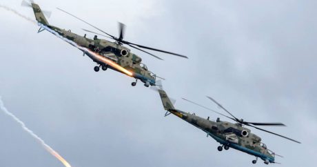 На учениях «Запад-2017» боевой вертолет попал ракетами по зрителям — ВИДЕО