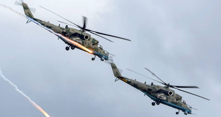 На учениях «Запад-2017» боевой вертолет попал ракетами по зрителям — ВИДЕО