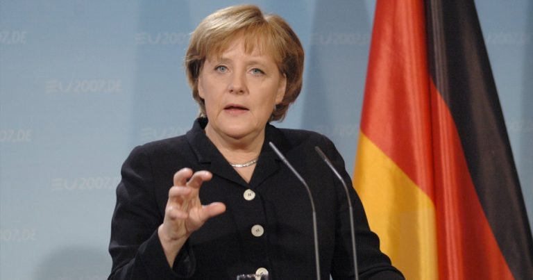 Немецкие азербайджанцы обратились к Меркель